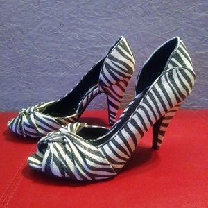 Rocket Dog, Zebra Print Pumps